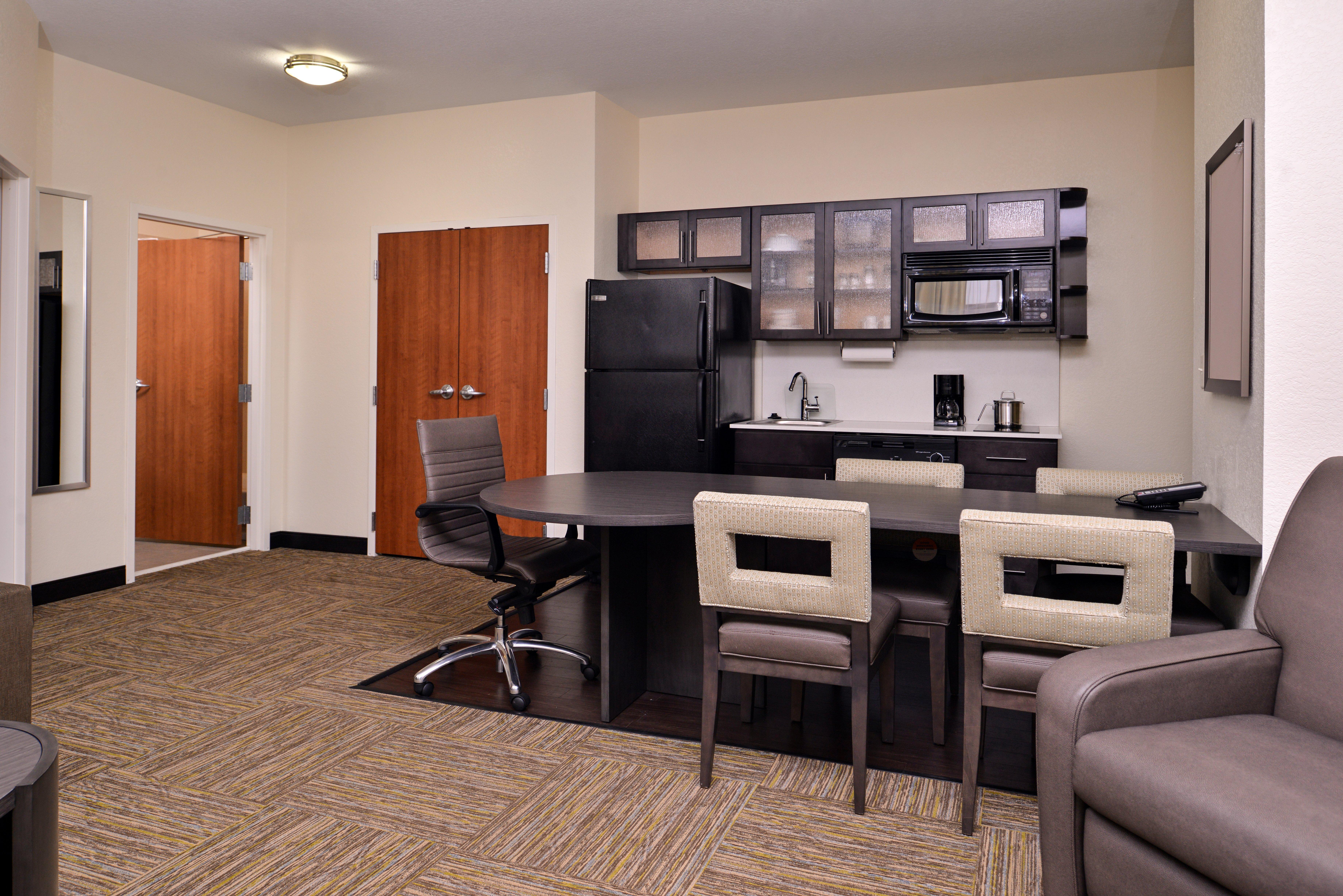 Candlewood Suites Terre Haute By Ihg Eksteriør billede