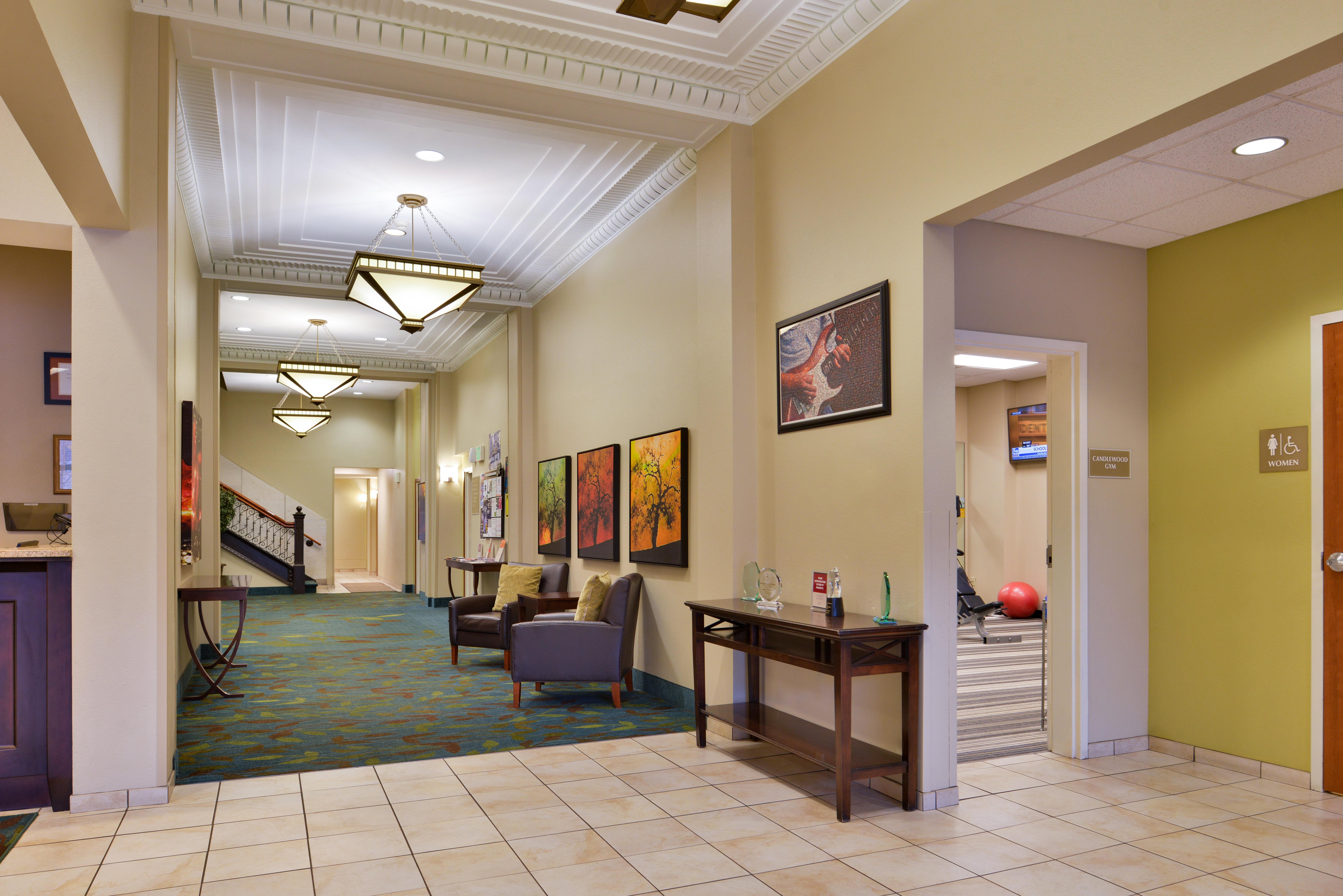 Candlewood Suites Terre Haute By Ihg Eksteriør billede